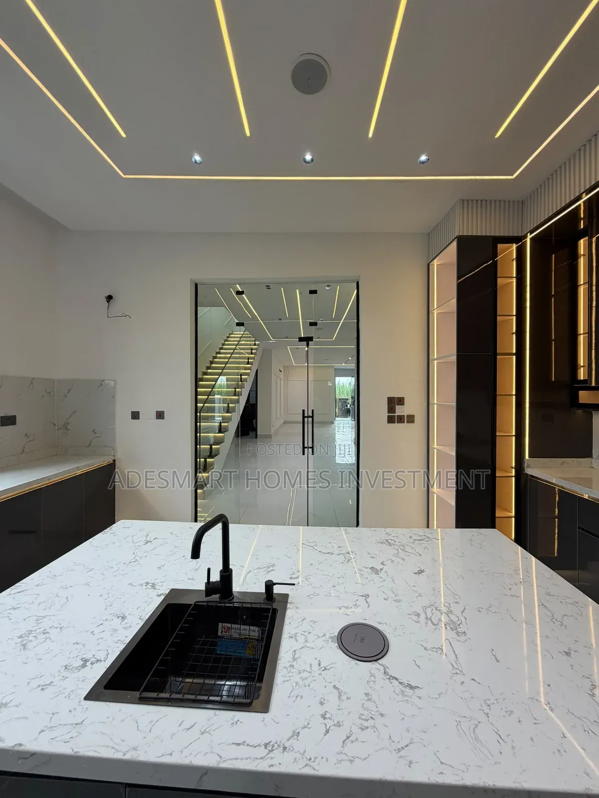 5bdrm Duplex in Lekki Palm City for sale in Ado / Ajah