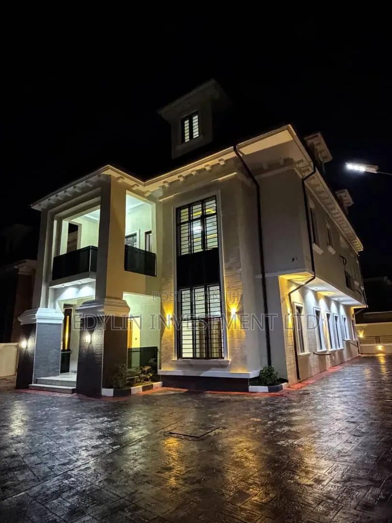 7bdrm Duplex in Karsana for sale in Karsana