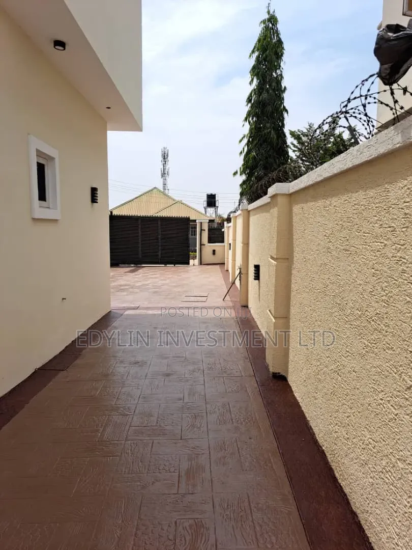 4bdrm Duplex in Lokogoma for sale in Lokogoma