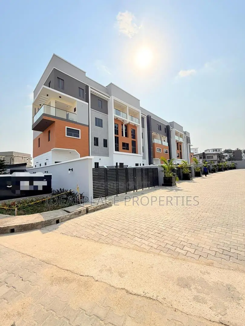 4bdrm Maisonette in Opebi for sale in Opebi