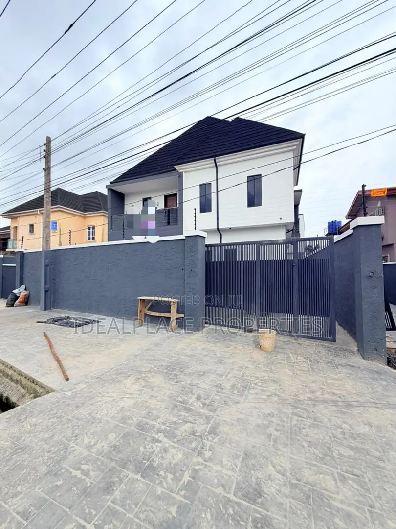 4bdrm Duplex in GRA Phase 1 for sale in GRA Phase 1