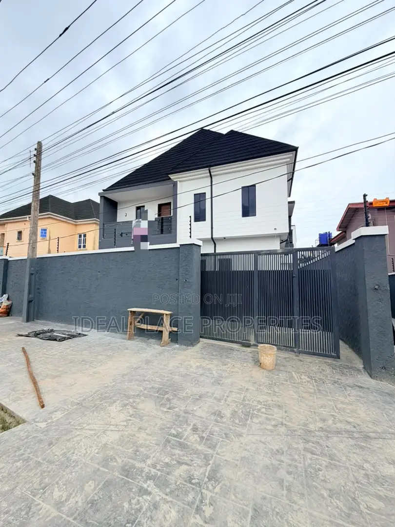 4bdrm Duplex in GRA Phase 1 for sale in GRA Phase 1