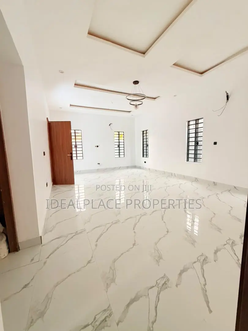 4bdrm Duplex in GRA Phase 1 for sale in GRA Phase 1