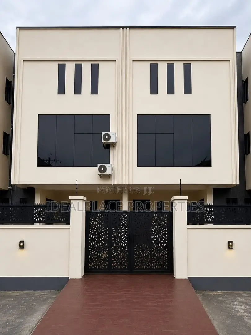 4bdrm Duplex in GRA Phase 2 Shangisha for sale in GRA Phase 2 Shangisha