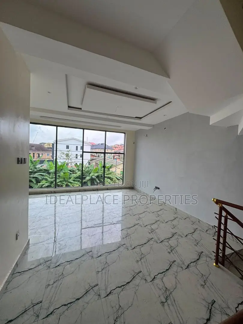4bdrm Duplex in GRA Phase 2 Shangisha for sale in GRA Phase 2 Shangisha