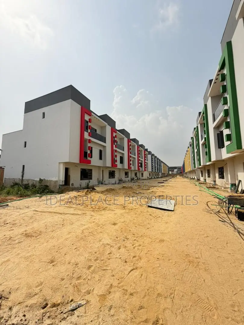 4bdrm Townhouse/Terrace in Ogudu GRA for sale in Ogudu GRA
