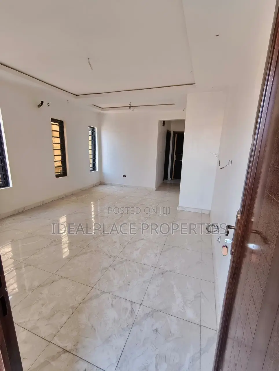 2bdrm Apartment in Soluyi for sale in Soluyi