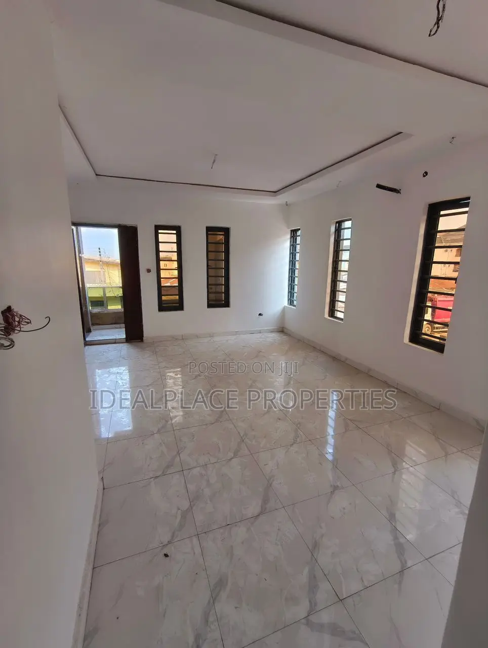 2bdrm Apartment in Soluyi for sale in Soluyi