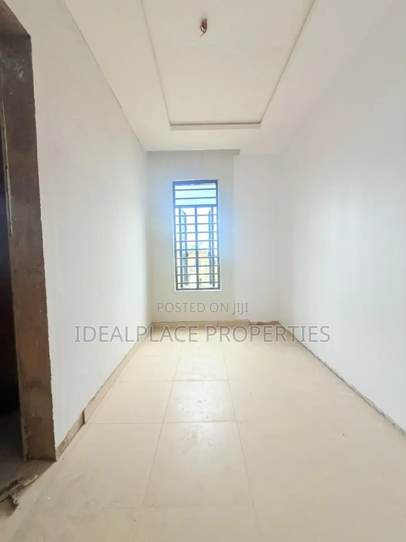 5bdrm Duplex in GRA Phase 2 Shangisha for sale in GRA Phase 2 Shangisha