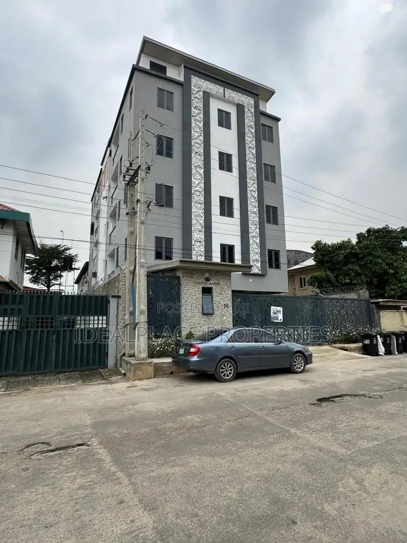 3bdrm Apartment in Alagomeji for sale in Alagomeji