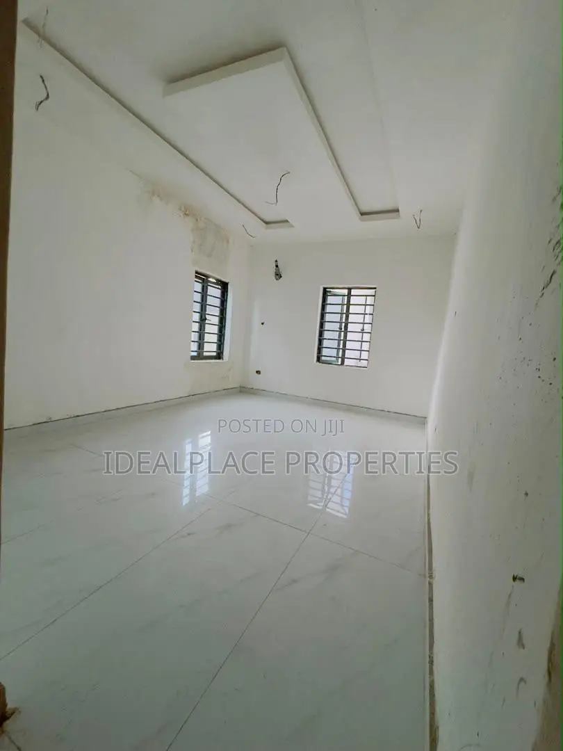 6bdrm Duplex in GRA Phase 2 Shangisha for sale in GRA Phase 2 Shangisha