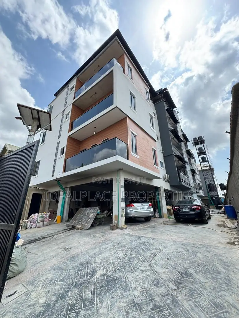 3bdrm Apartment in Akoka for sale in Akoka