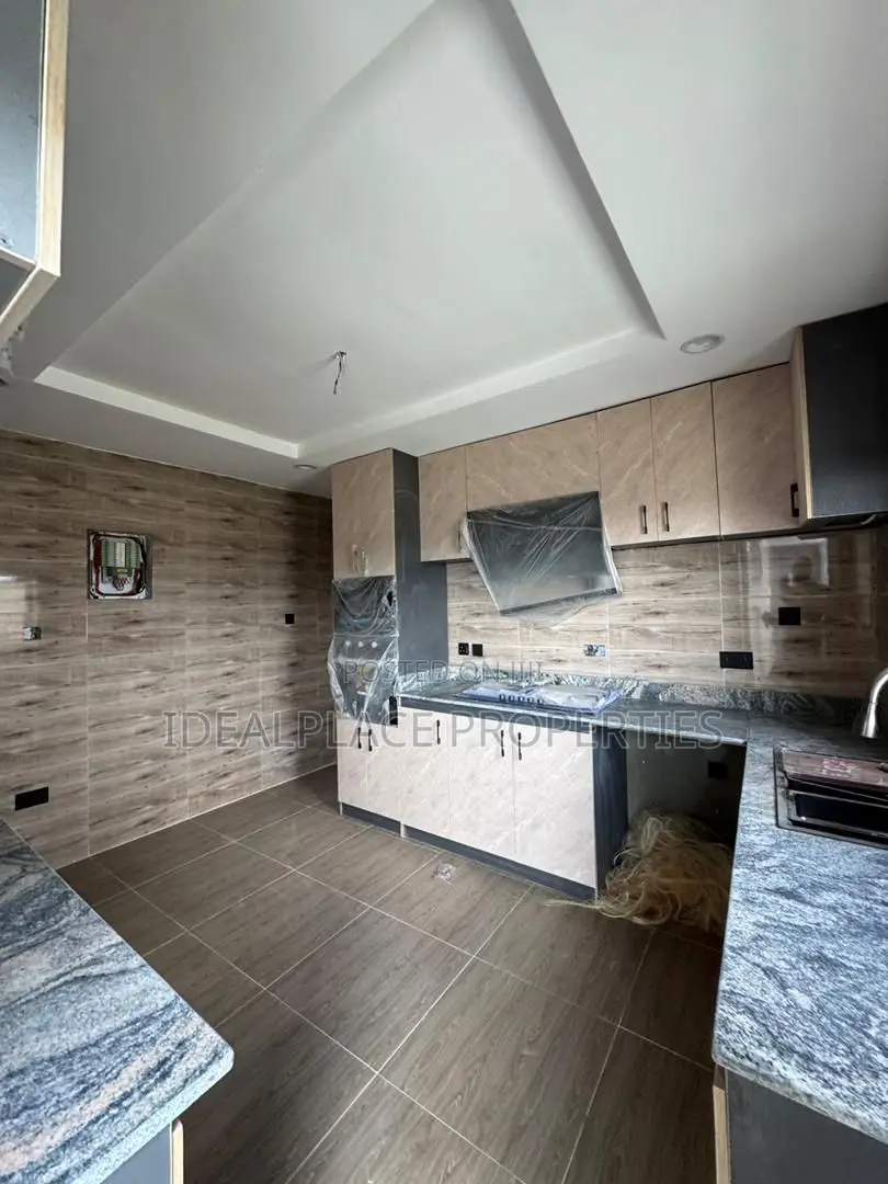 3bdrm Apartment in Akoka for sale in Akoka