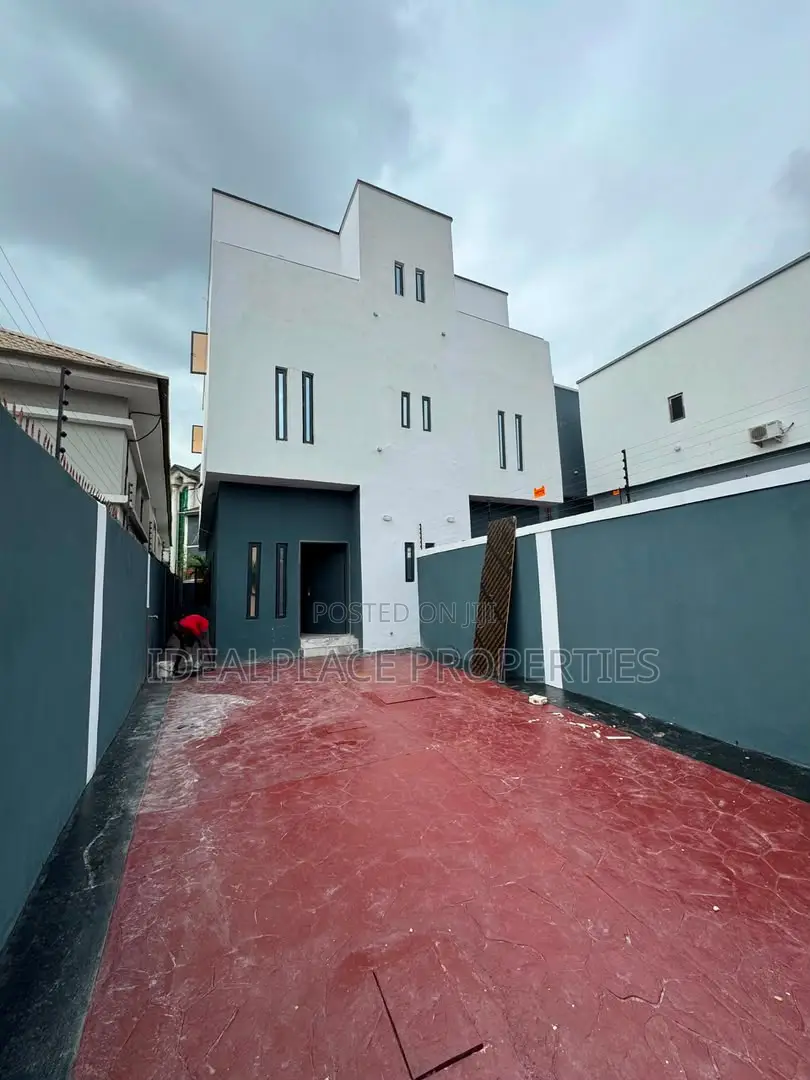 4bdrm Duplex in Berger for sale in Berger