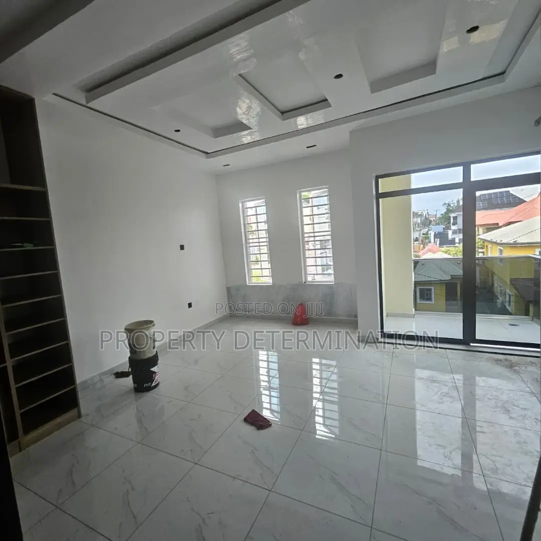 4bdrm Duplex in Magodo Phase 2 for sale in Magodo