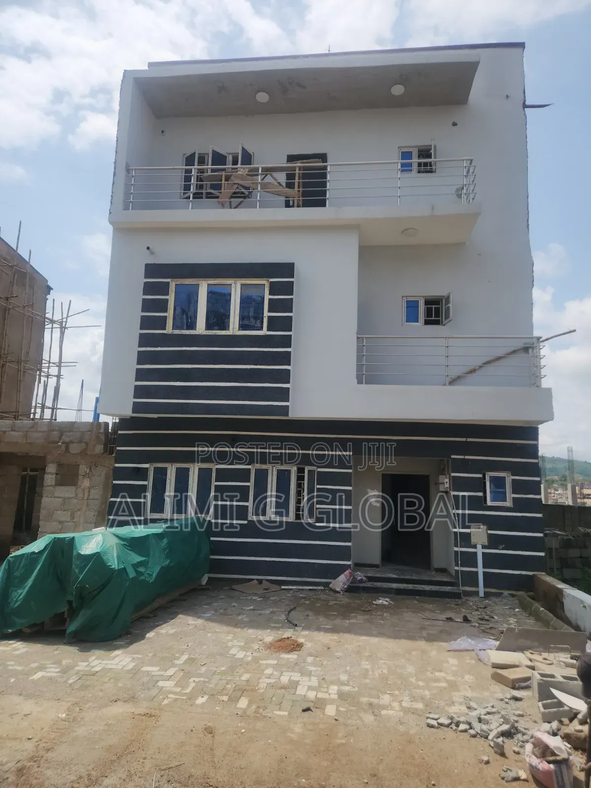 4bdrm Townhouse/Terrace in Katampe (Main) for Sale in Katampe (Main)