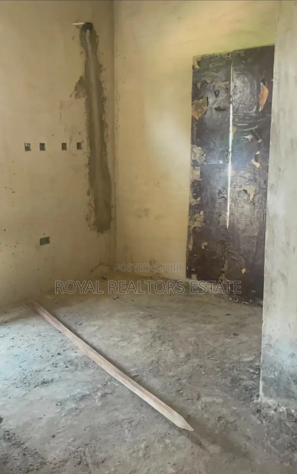 4bdrm Duplex in Life Camp for sale in Life Camp