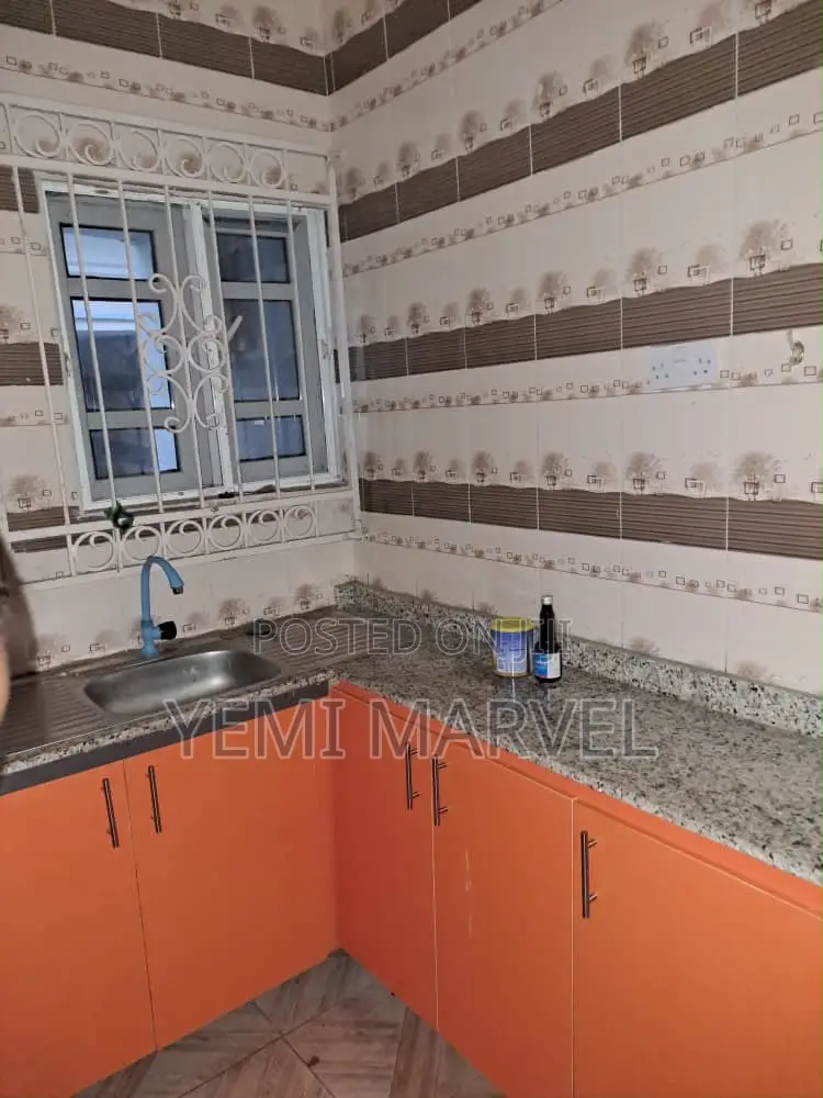 1bdrm Block of Flats in Ateere, After for rent in Akala Express