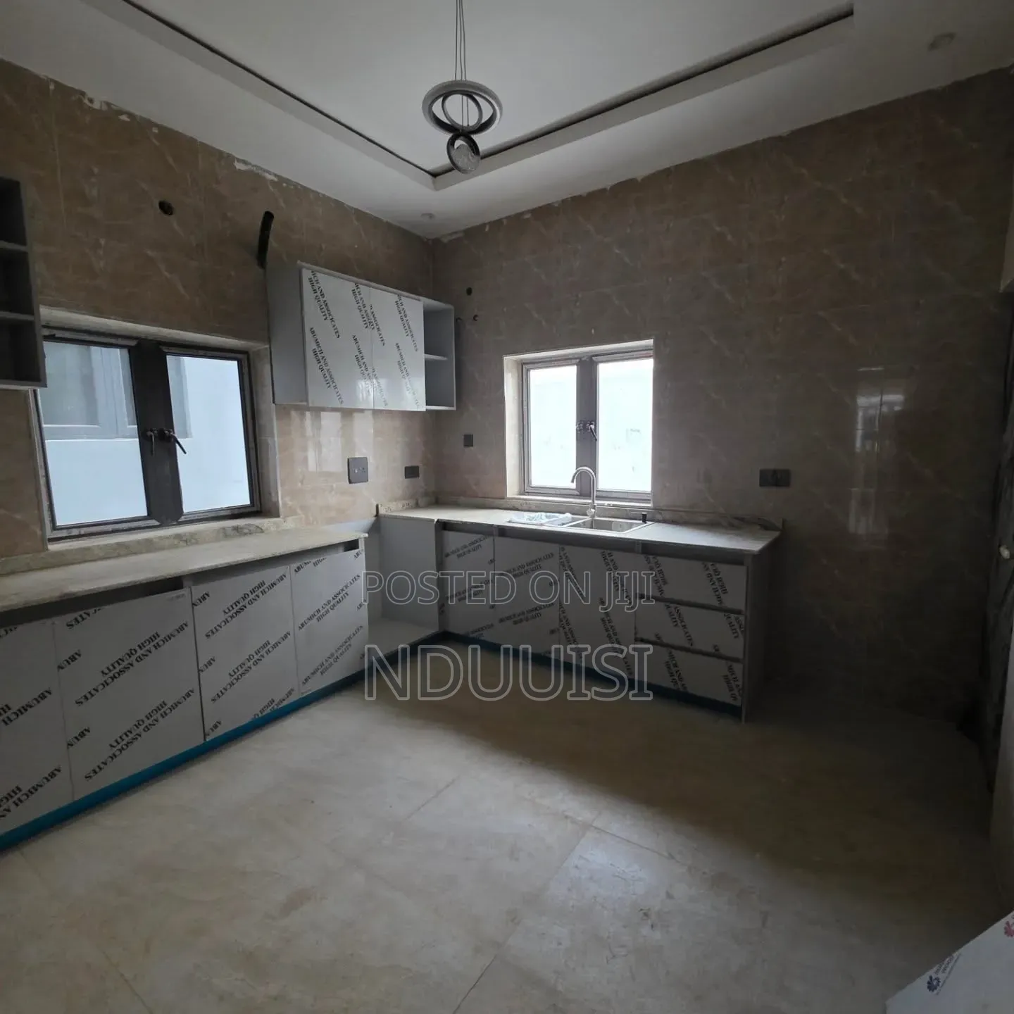 4bdrm Townhouse/Terrace in Mabushi for sale in Mabushi