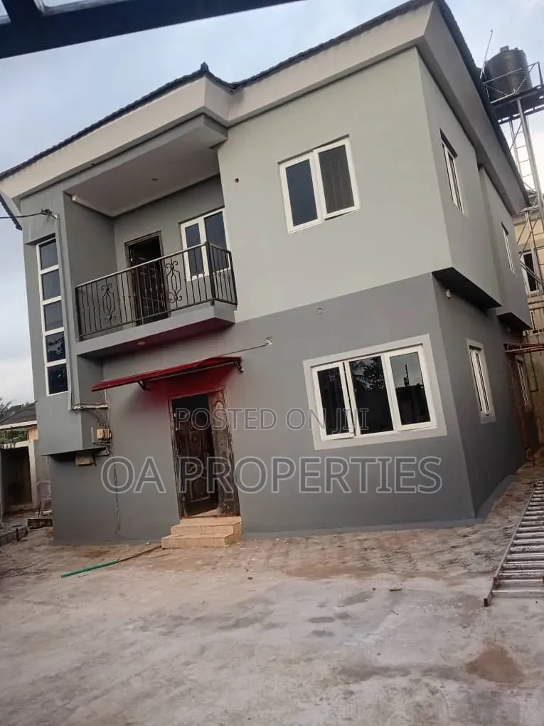 4bdrm Duplex in Ikolaba Gra, Ibadan for rent in Ibadan