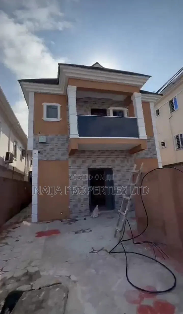 3bdrm Duplex in Lbs, Sangotedo for sale in Sangotedo