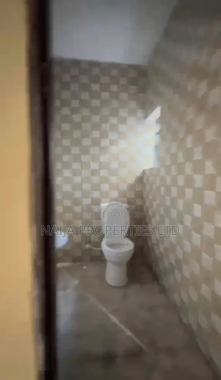3bdrm Duplex in Lbs, Sangotedo for sale in Sangotedo