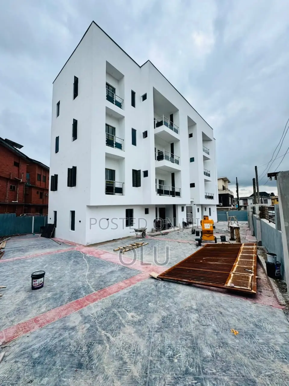 Furnished 3bdrm Block of Flats in Gbagada Lagos State for sale in Ifako-Gbagada
