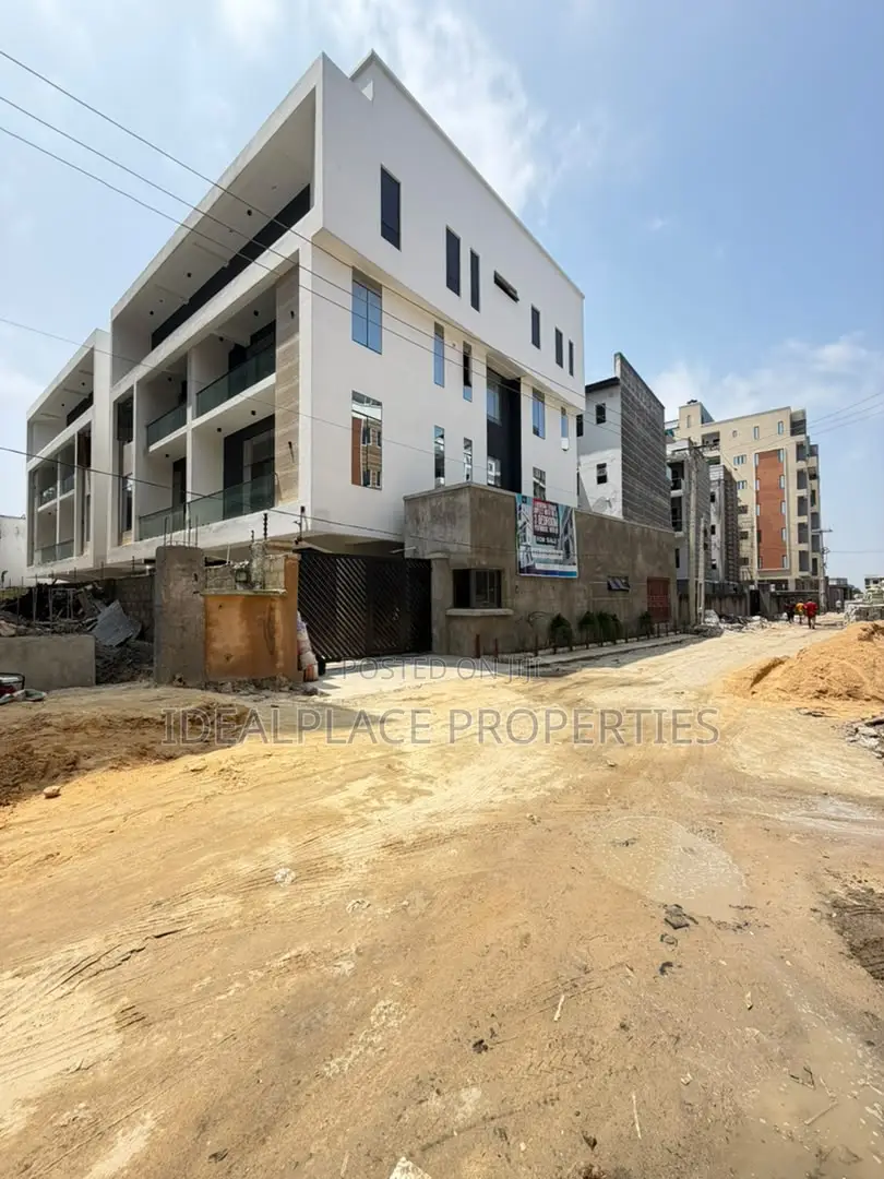 4bdrm Townhouse/Terrace in Lekki Phase 1 for sale in Lekki Phase 1