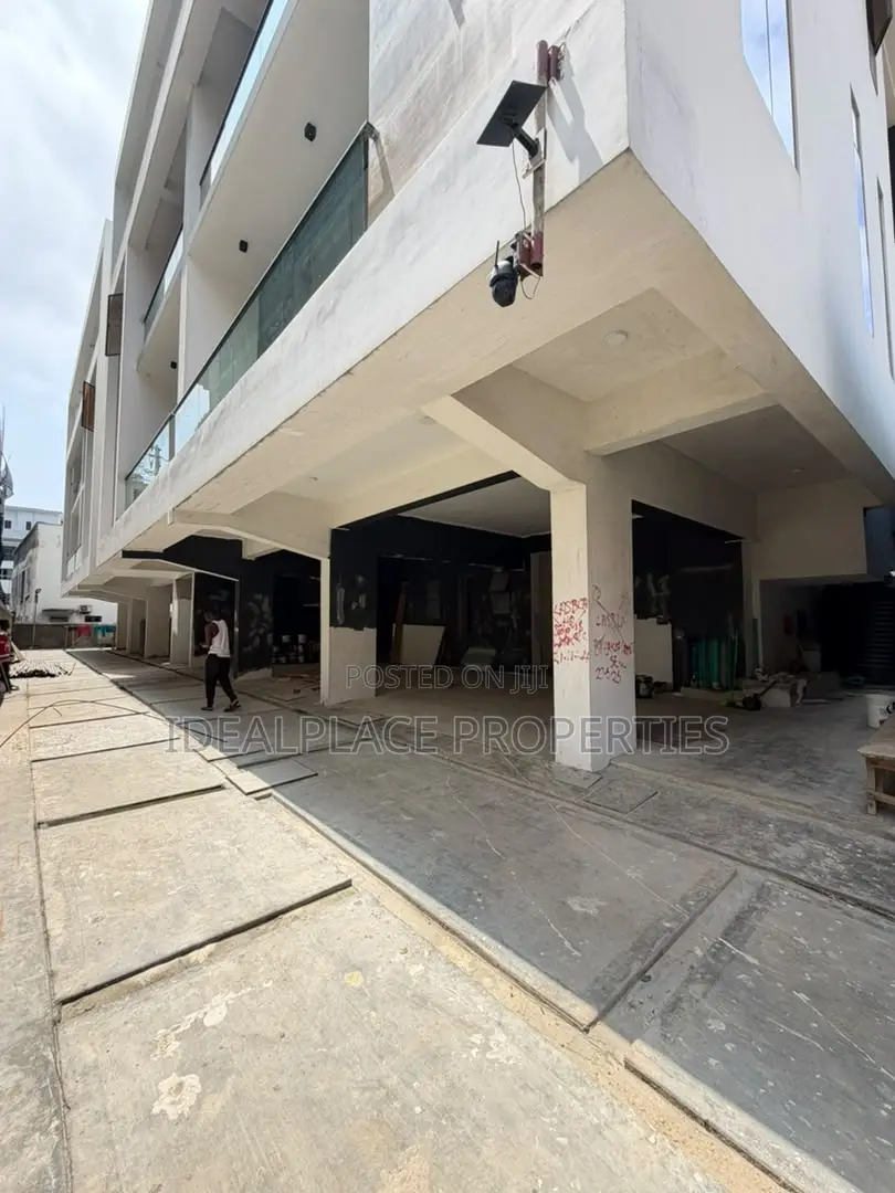 4bdrm Townhouse/Terrace in Lekki Phase 1 for sale in Lekki Phase 1