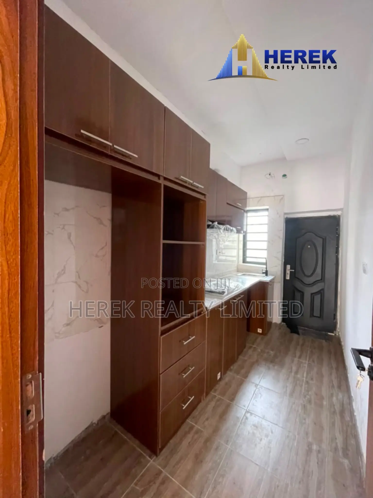 3bdrm Duplex in Ajah for sale in Ado / Ajah