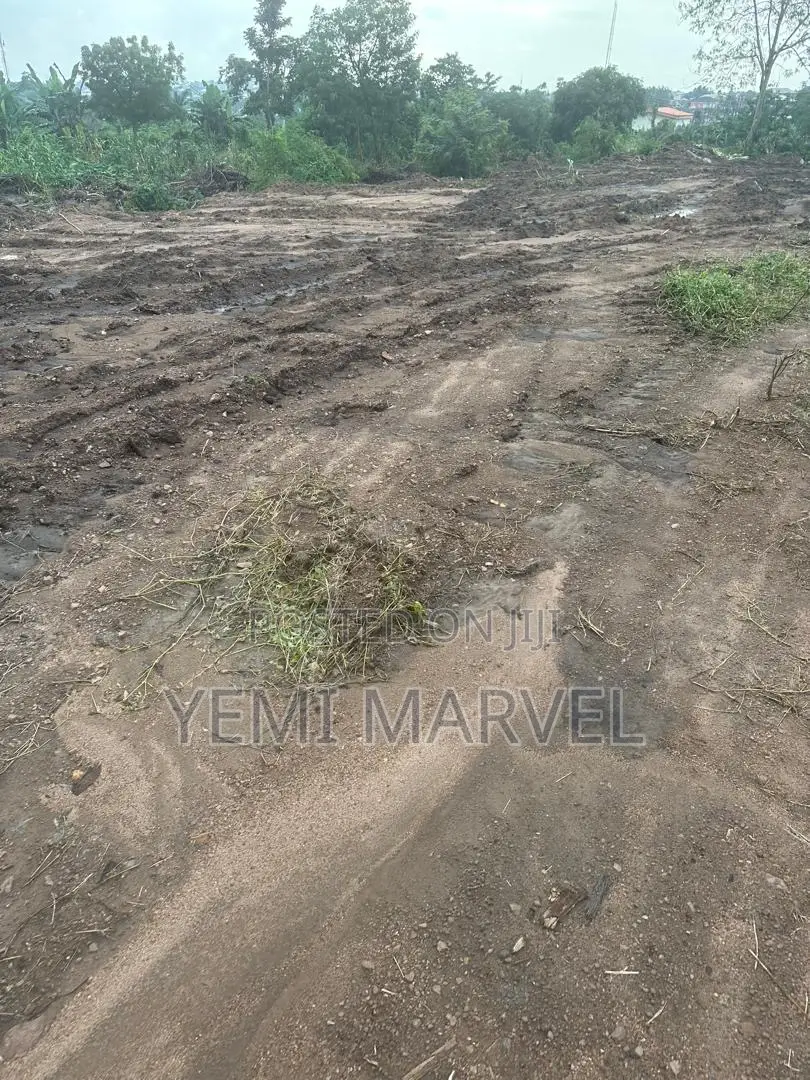 Several Plots of Land at Owode GRA With C of O, Off Akala Express, Ibd in Akala Express