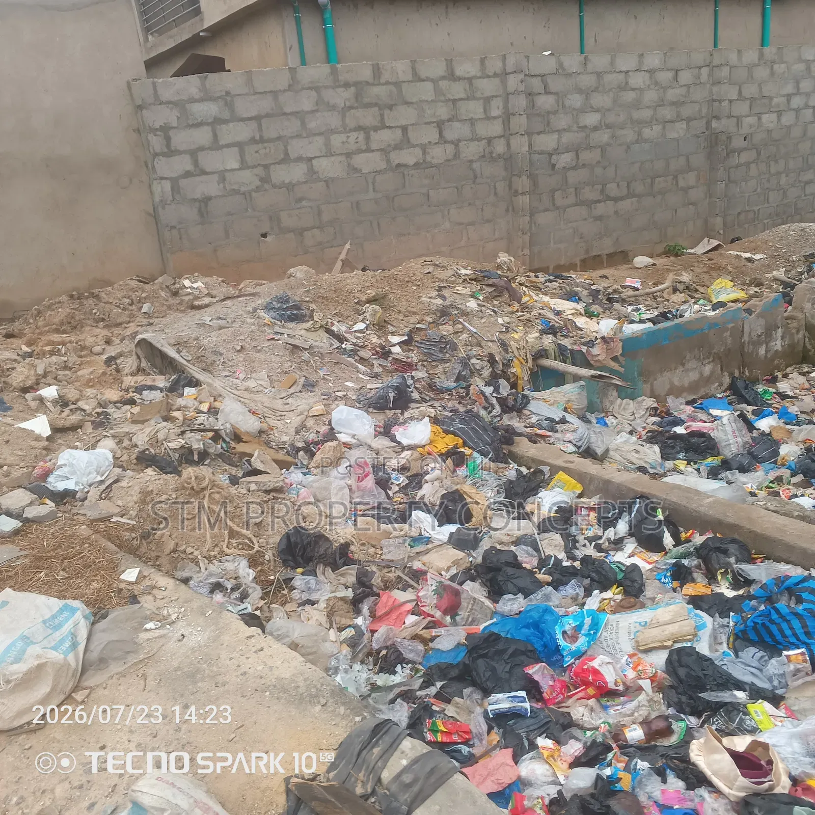 Half Plot of Land for Sale at Alubarika Street Agege in Magbon