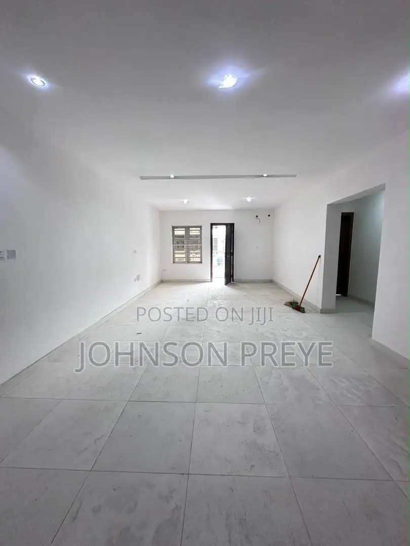 2bdrm Apartment in Lekki Phase 1 for rent in Lekki Phase 1