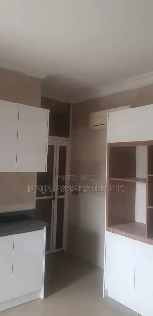 3bdrm Duplex in Royal Garden Estate, Ajiwe for rent in Ajiwe