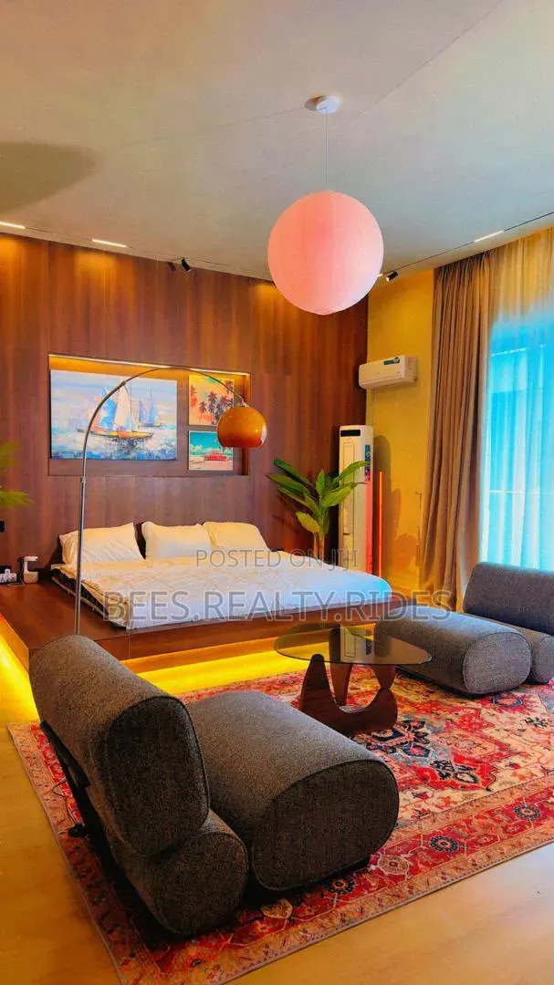 African-Crafted 2 Bedroom Maisonette With Private Balconies Bathtub in Ikate