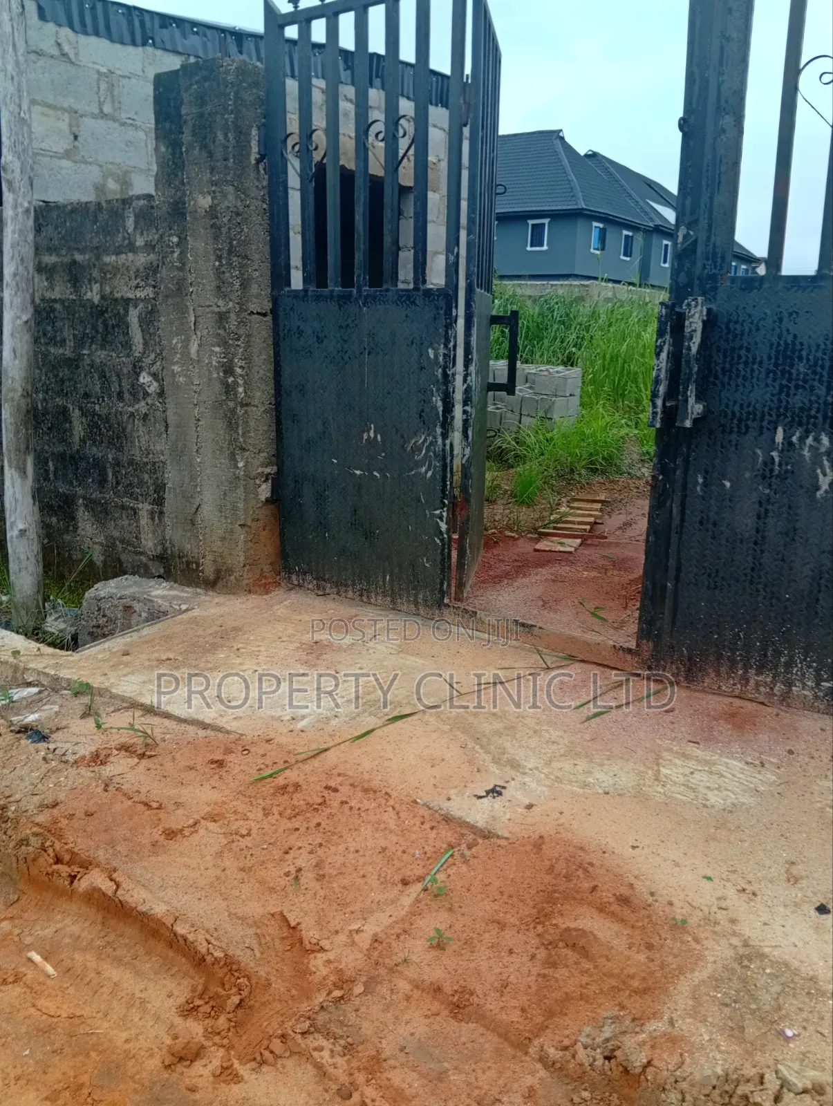 Half Plots of Land at Magboro in Obafemi-Owode