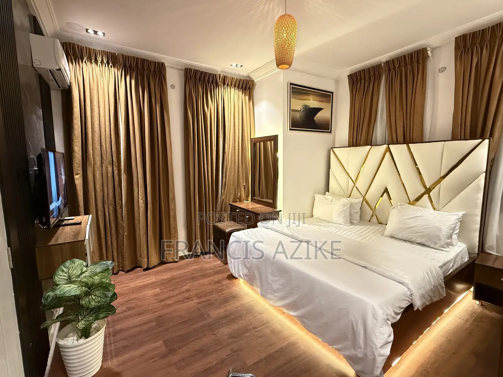 3 Bedroom Furnished Apartment in Lekki Phase 1 (Off Admiralty) in Lekki Phase 1