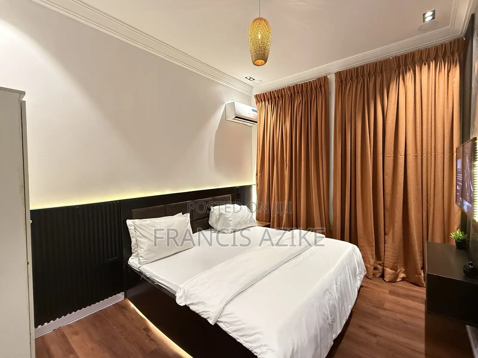 3 Bedroom Furnished Apartment in Lekki Phase 1 (Off Admiralty) in Lekki Phase 1