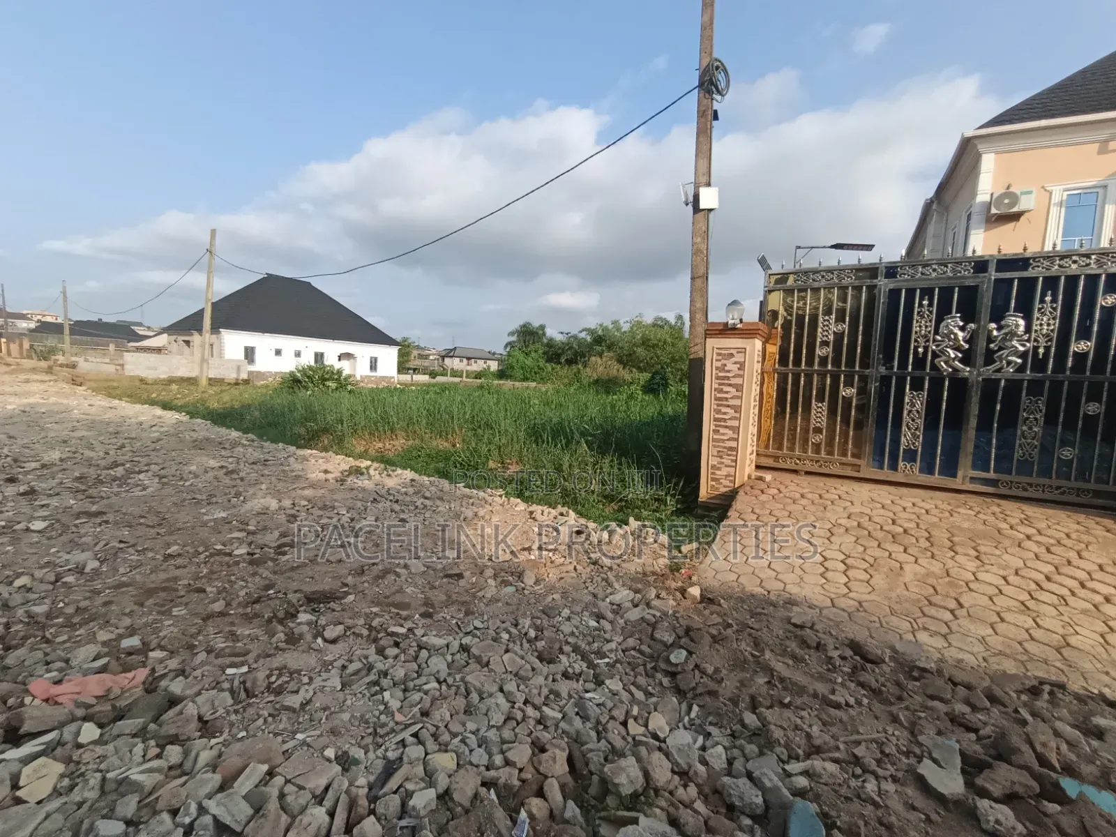 More Than Half Plot of Land in a Very Decent Area Close Not Too Far Fr in Ipaja / Ipaja