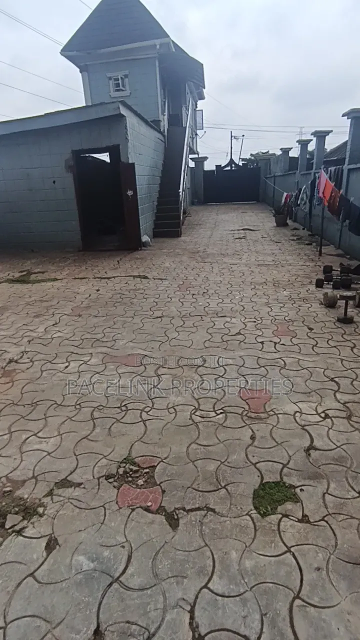 4bdrm Block of Flats in Abule Egba for sale in Abule Egba