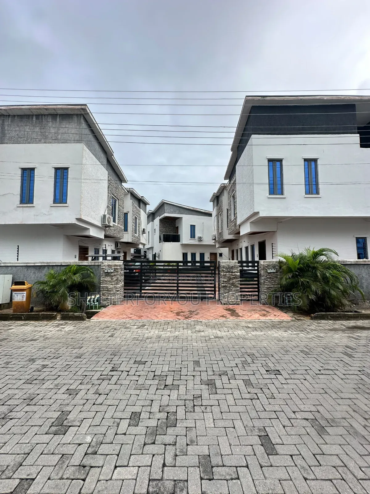 4bdrm Duplex in Lekki Expressway for rent in Lekki Expressway