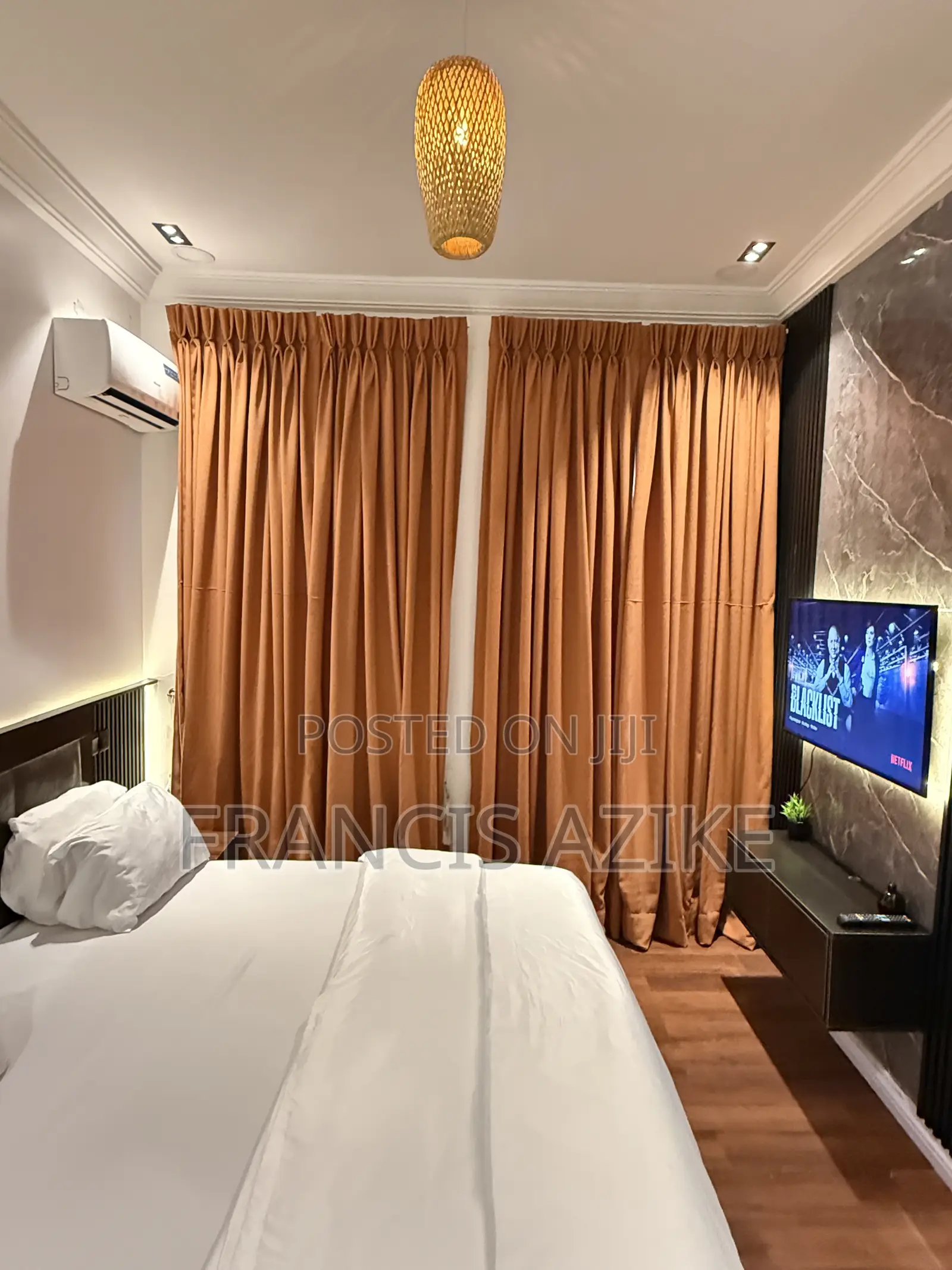 3 Bedroom Furnished Apartment in Lekki Phase 1 (Off Admiralty) in Lekki Phase 1