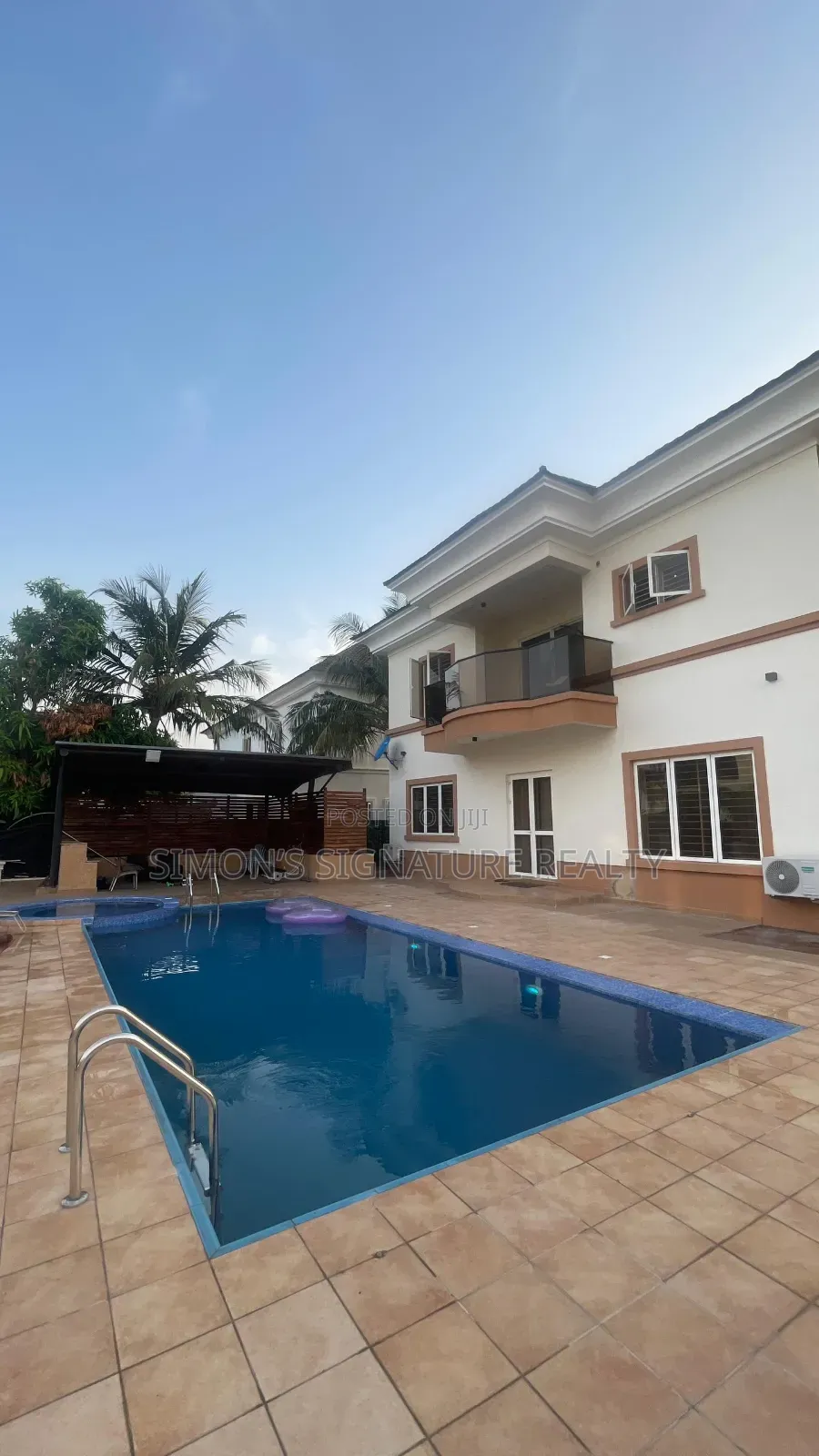 Furnished 5bdrm Duplex in Northern Foreshore, Chevron for sale in Chevron