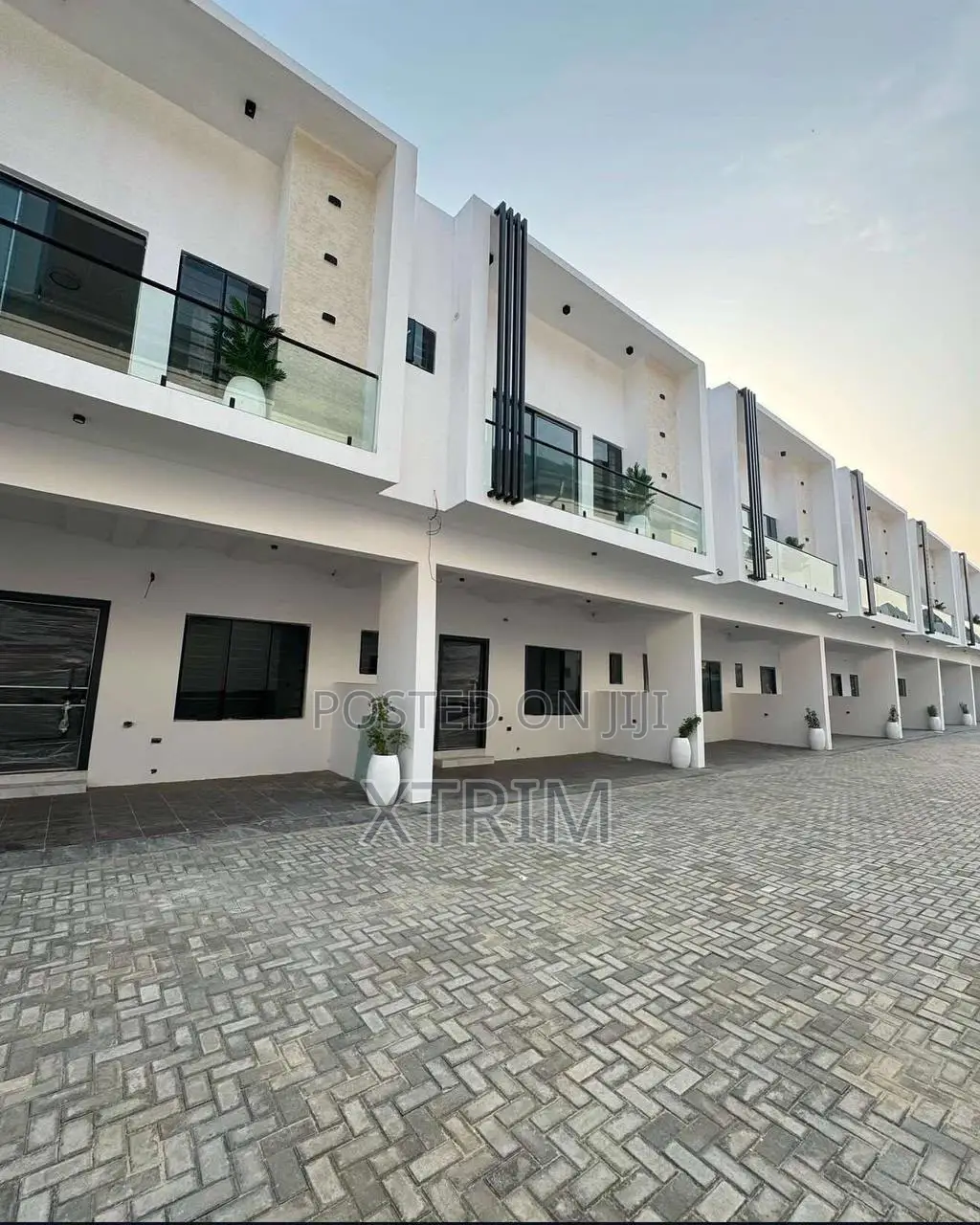 4bdrm Duplex in Westend Estate, Ikota for sale in Ikota