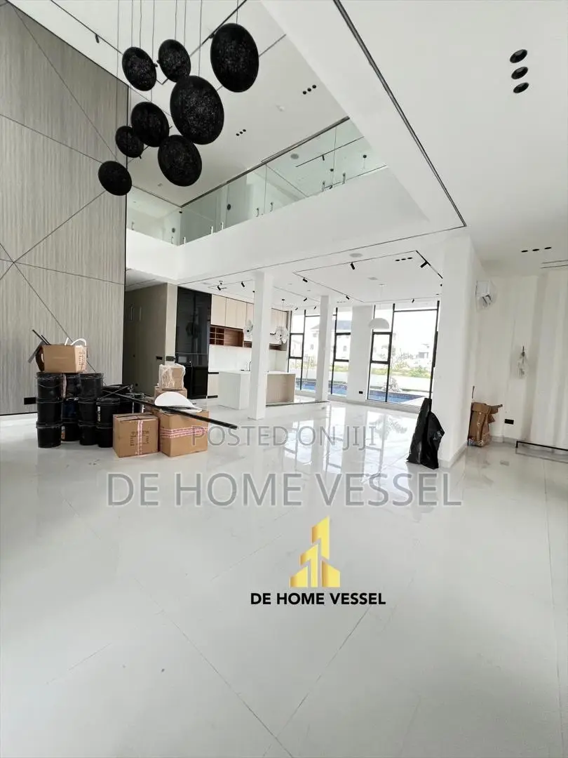 6bdrm Duplex in Osapa london for sale in Osapa london