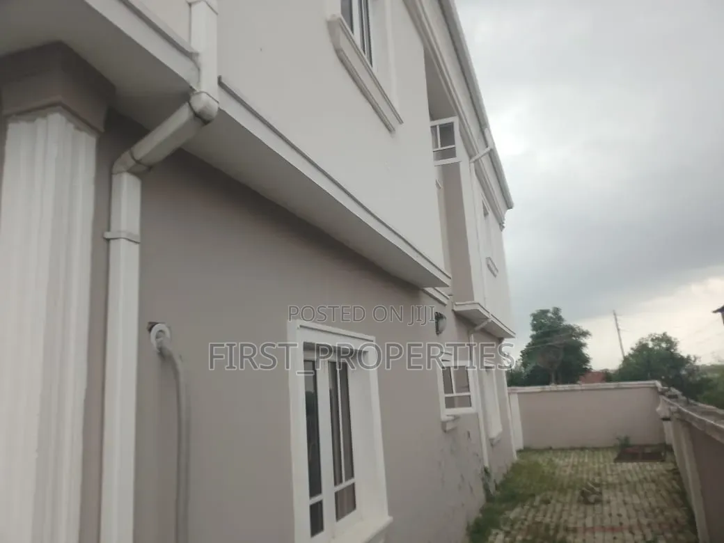 Furnished 3bdrm Block of Flats in Podo, Ibadan for sale in Ibadan
