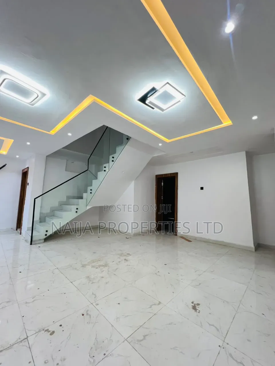 4bdrm Townhouse / Terrace in Lekki Phase 1 for rent in Lekki Phase 1