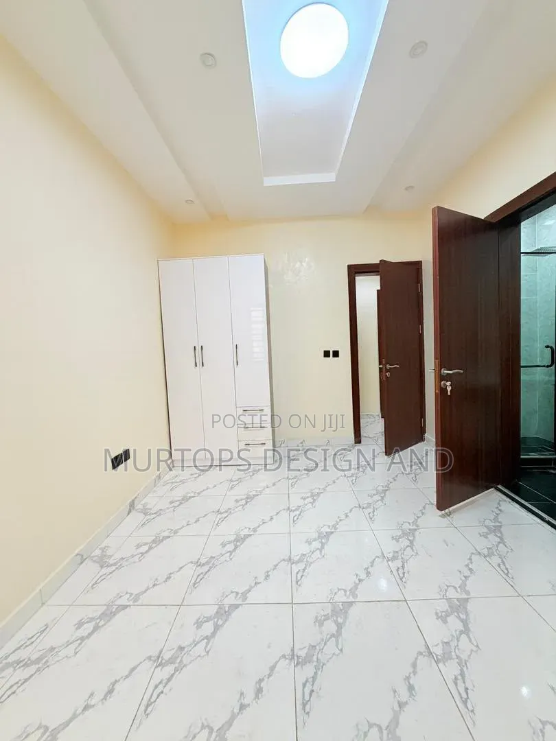 3bdrm Duplex in Awoyaya for sale in Awoyaya