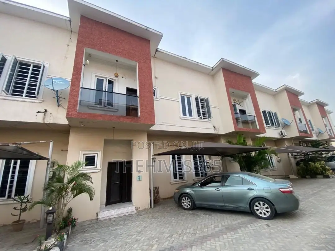 4bdrm Townhouse/Terrace in Coleman Nwafor, Lagos Island / Lagos Island in Lagos Island / Lagos Island
