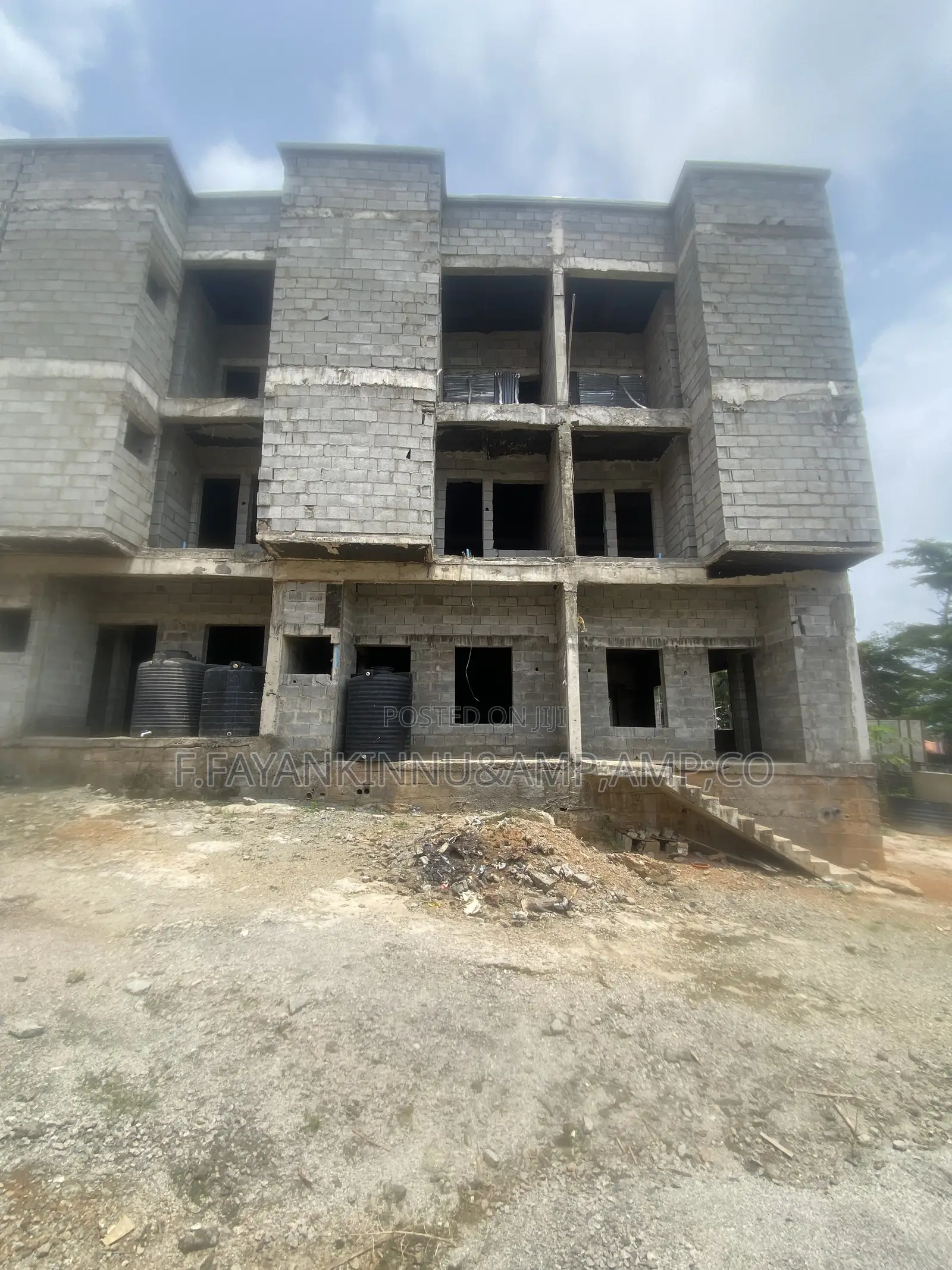 4bdrm Duplex in Utako for sale in Utako